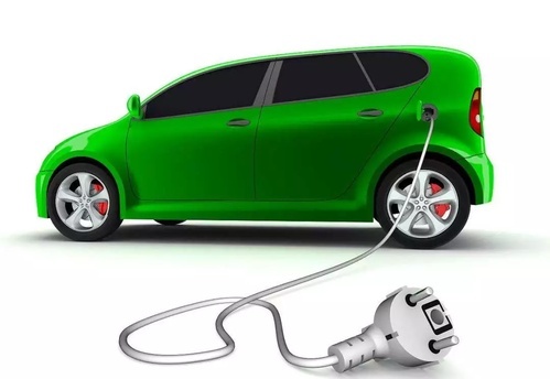 如今想买车，先算清一笔账，燃油车电动车究竟哪个更省钱？