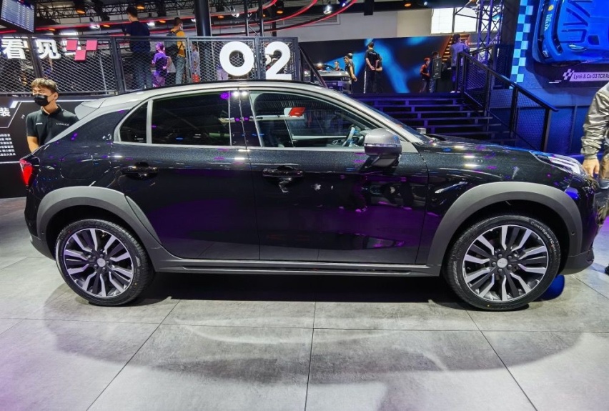 领克02 HatchbacK能否媲美小钢炮高尔夫GTI？
