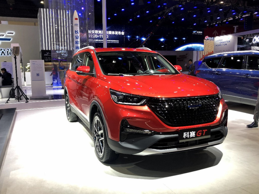 展台实拍 科赛GT主打运动化 2.0T＋爱信8AT 会是你的菜吗？