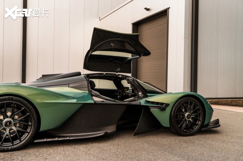 地表最强量产车?阿斯顿·马丁valkyrie现身荷兰仅需39枚虚拟货币