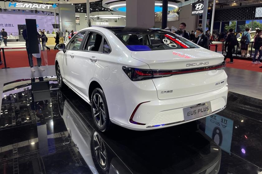 BEIJING-EU5 PLUS近日上市 预售价12.00万元起