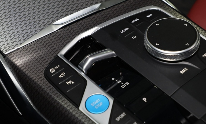 全新BMW i3的任务只有一个,打败Model 3!但有戏吗?