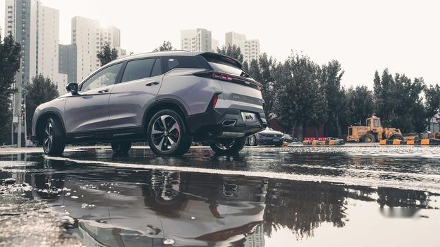 试驾海马8S：1.6T+6AT动力总成，是否值得买？