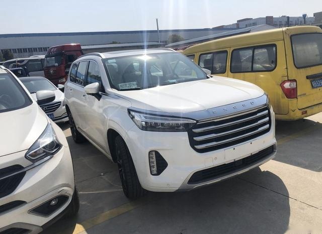奇瑞真正的旗舰SUV,车长近5米+2.0T动力,气场不输揽胜