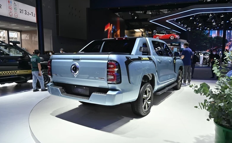 十万不到买自主版“F-150”，长城金刚炮上市，2.0T柴油/汽油动力