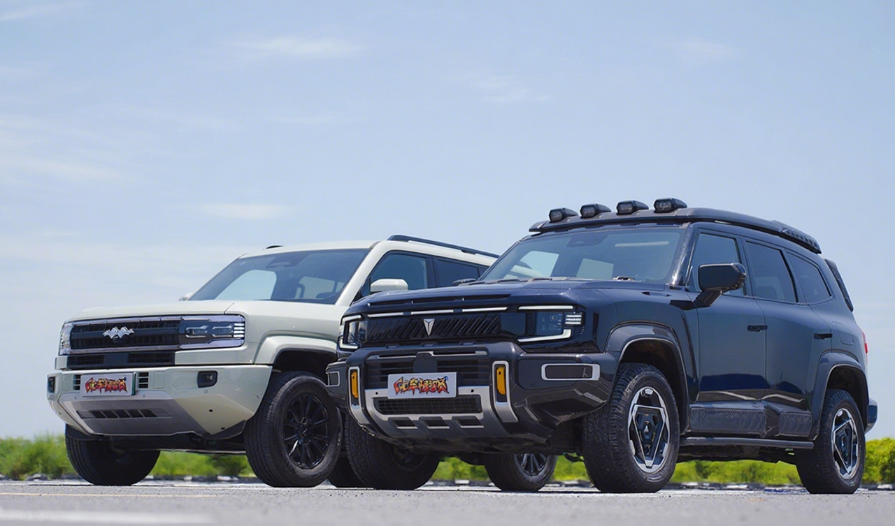 深藍G318無憂穿越版對比豹5:越野和舒適究竟是不是對立的? 深藍G318無憂穿越版對比豹5:越野和舒適究竟是不是對立的?