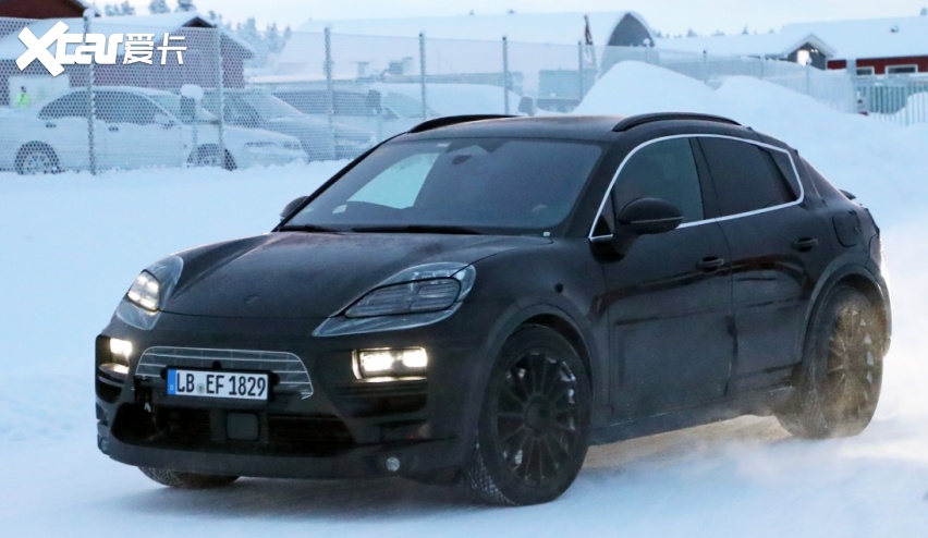保时捷macanev再次曝光内饰首次展现