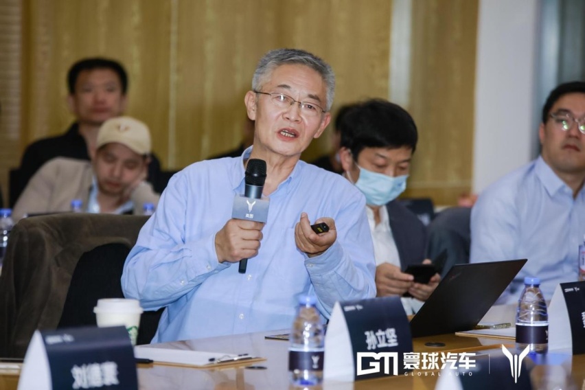 寰球汽车《中国品牌推动力大赏》走进岚图 探寻岚图汽车创新之道