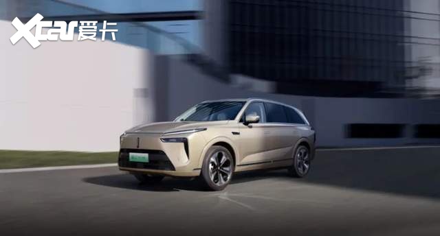 蓝山DHT-PHEV；全家人出门别焦虑
