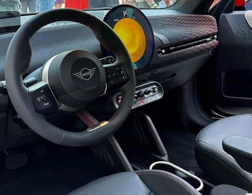 国产MINI Cooper EV量产车现身，长城宝马合作打造