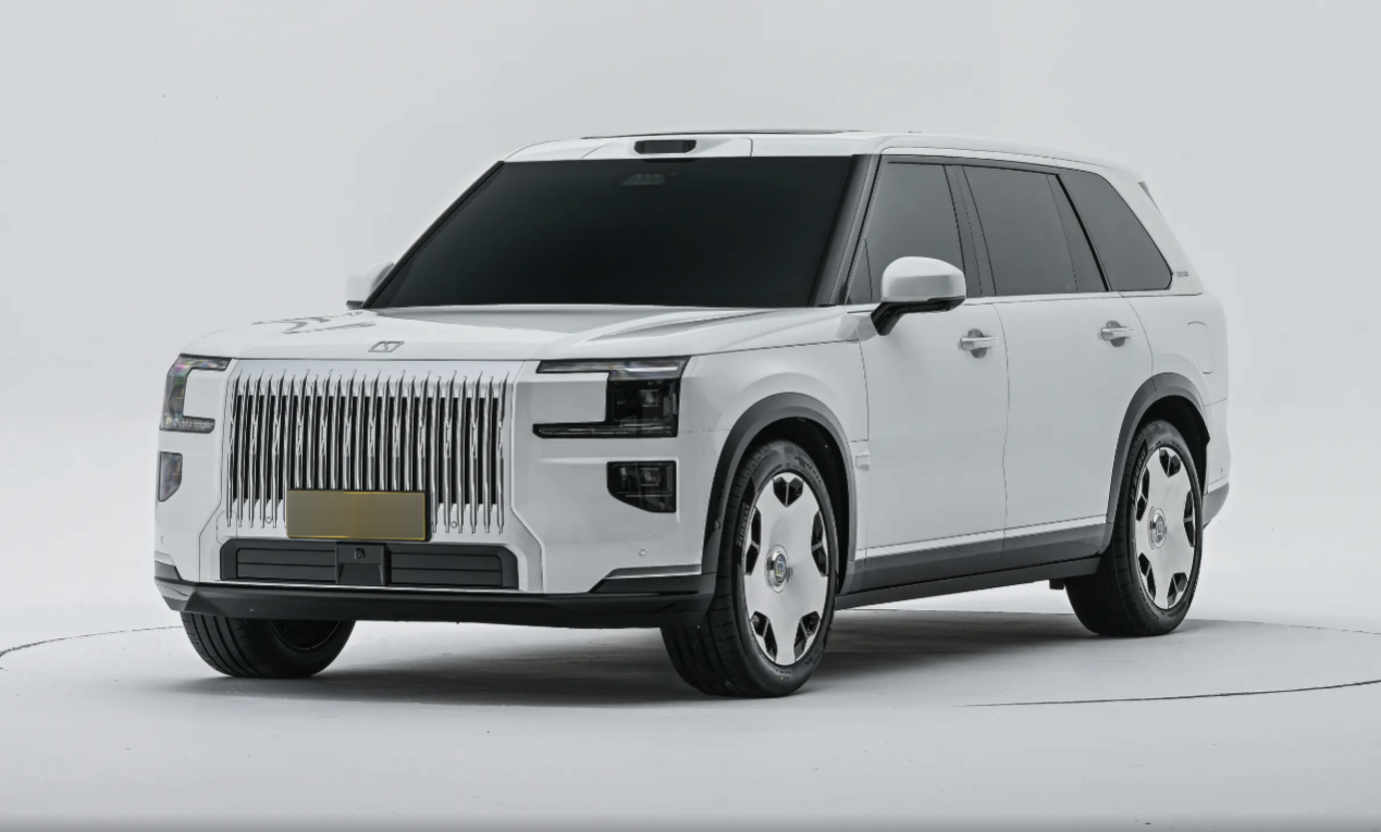 中國(guó)“庫(kù)里南”的崛起,咬咬牙大家都能買(mǎi)得起 中國(guó)“庫(kù)里南”的崛起,咬咬牙大家都能買(mǎi)得起