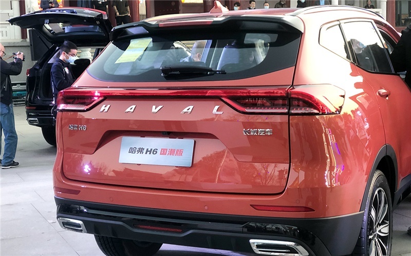 三种动力可选，“国民神车”哈弗H6国潮版9.89万起