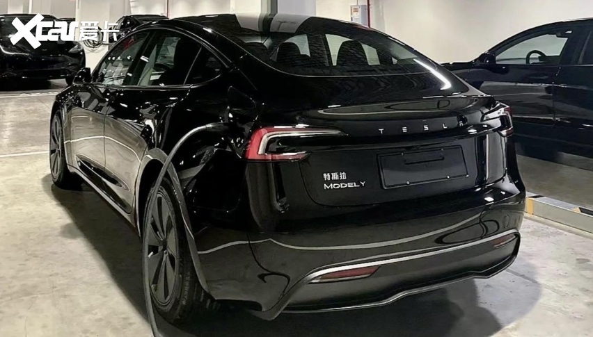 新款特斯拉Model Y实车现身，内外看齐Model 3焕新版，或涨价-爱卡汽车爱咖号