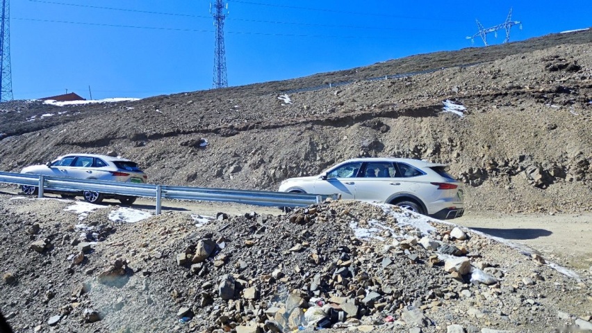 翻越折多山、4千米海拔、哈弗枭龙MAX能经受得住考验吗？