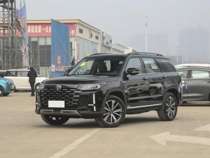 定位中大型SUV，长安CS95PLUS，还有哪些卖点？