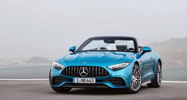 新一代奔驰AMG SL 43发布，搭载4.0T发动机，匹配48V轻混系统