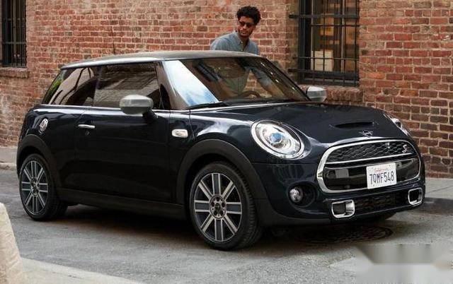 520盘点适合送女生的车，宝马mini、奔驰A级、奥迪A3你更喜欢谁？