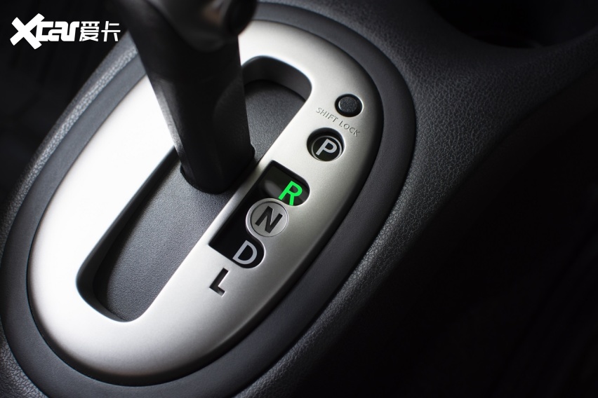 新手指南:自动挡的p,r,n,d,l挡该如何挂?