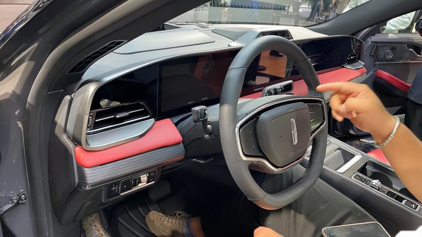 林肯Z将于3月12日上市，一改传统美系车型的高贵复古设计