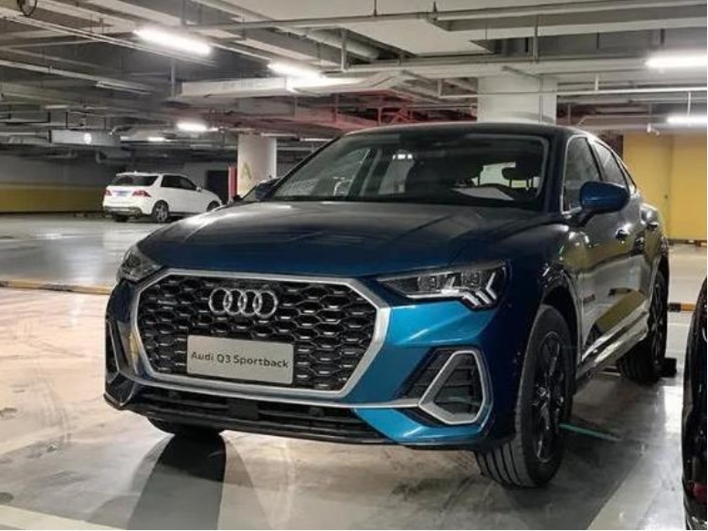 全新奥迪Q3 Sportback陆续到店！一键启动+电子手刹