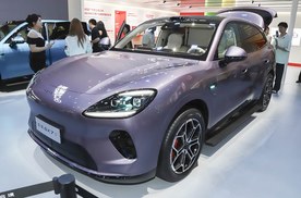 这车轴距超3米，还有华为全栈加持，上市能成爆款吗？