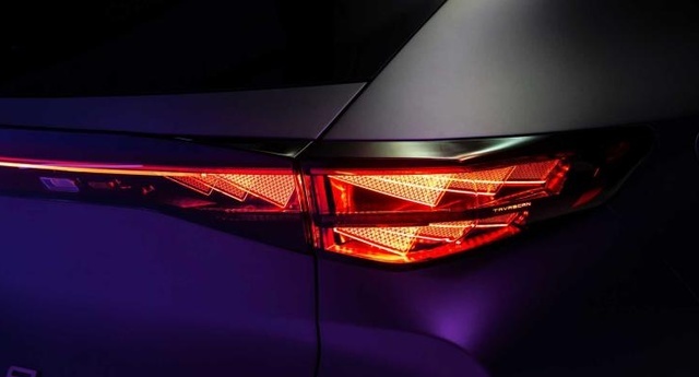 Cupra Tavascan官图发布，定位轿跑SUV