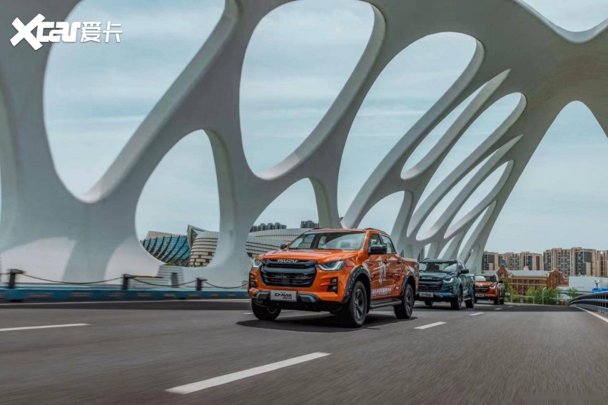 主打高端皮卡市场，全新D-MAX V-CROSS发布并开启预售