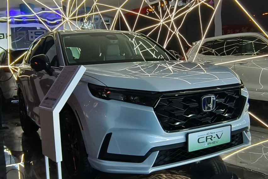 价格太离谱了，全新本田CR-V 插电混动版上市，优惠6万可以考虑