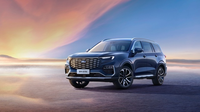 臻三排大七座宽适SUV！售价17.38万元起，福特新领裕正式上市