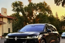 油耗高续航短？航海家混动版 “实力破局”！