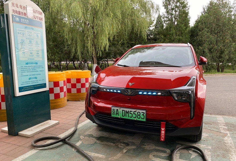 高速百公里电耗18kWh 实测哪吒U 520 U享