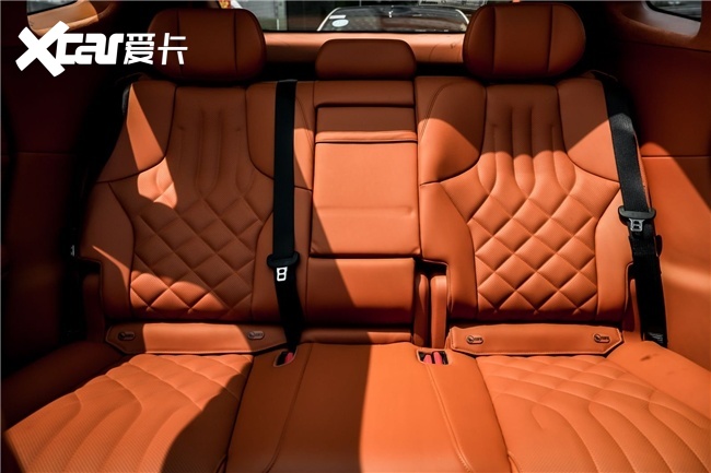 20万买大五座纯电 SUV，昊铂 HT 670Pro 这波为何赢了