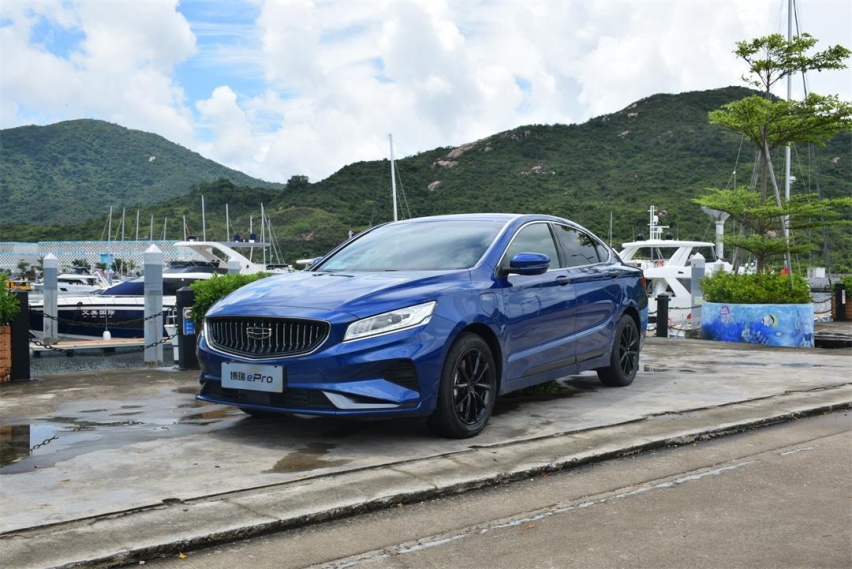 比亚迪旗舰SUV+刀片电池强强联手