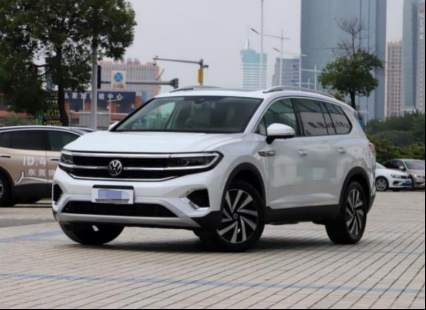 思皓新能源E40X上市；零跑C11工装车实车曝光