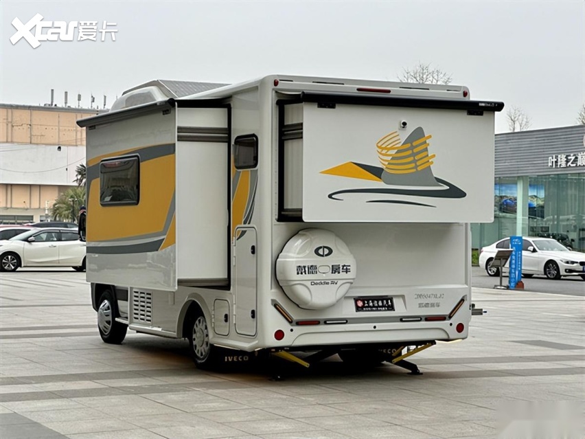 戴德自由风plus 双拓展依维柯房车,48v五明知箱体保驾护航
