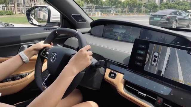 大五座SUV 谁造谁赚钱