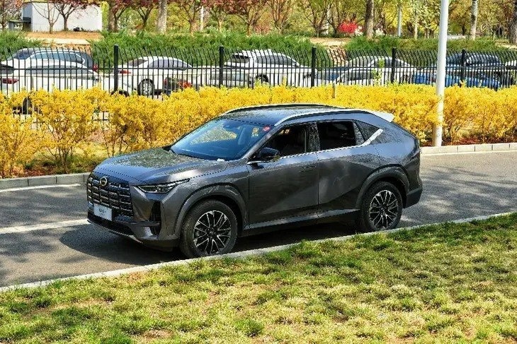 广汽传祺GS4 MAX上市 推两款车型，售11.58万和12.5万元