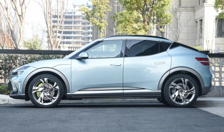 捷尼赛思GV60 EV上市：纯电布局虽迟但到，能否“变道救市”？