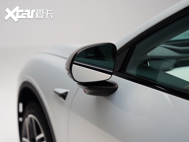 法拉利同源磁流变悬架！深蓝L06，年轻人的Dream Car？
