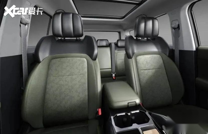 iCAR 03内饰曝光 呈现简洁风格