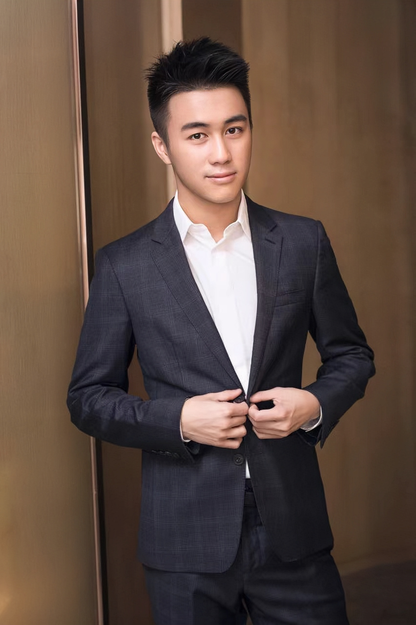 查姐评腾势Z9GT发布会：技术足够硬核，营销该如何让人上头？