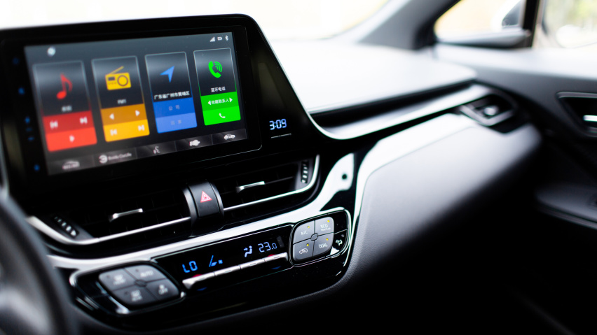 优于燃油的动力与乐趣 试驾丰田C-HR EV