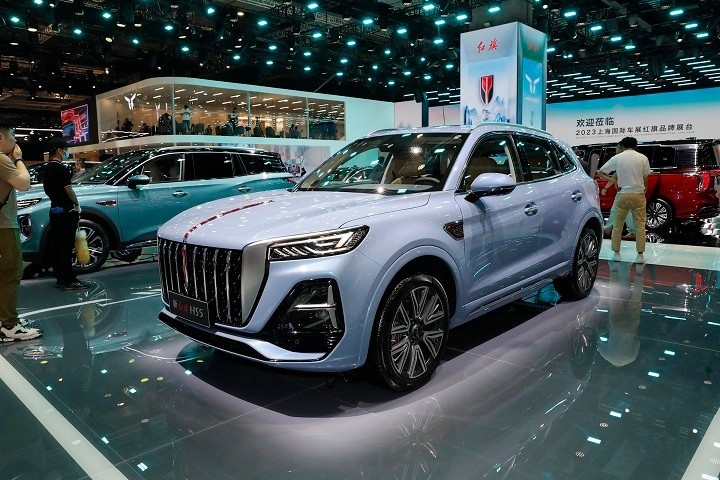 2023款红旗HS5上市，18.38万元起售，能否抵挡新能源车型冲击？