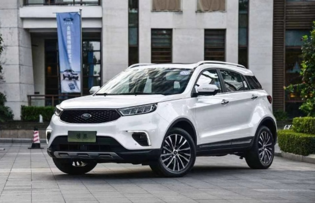 福特全新“大五座SUV”来袭，三大件终于有诚意了，这回能火吗？