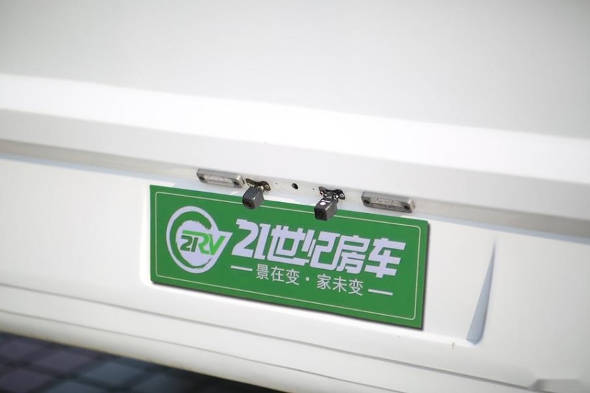 原来你是这样的巨蟹座！大空间还带茶道桌 实拍骏驰巨蟹座房车