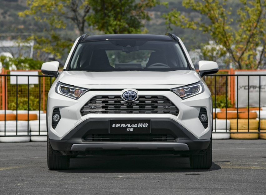 7月热销近2万台，仅优惠3000，丰田RAV4为何如此受欢迎