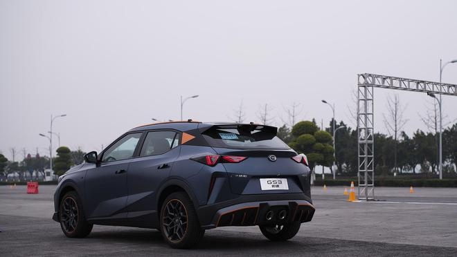 售8.58万元起，搭载1.5T和7速双离合，广汽传祺GS3·影速上市