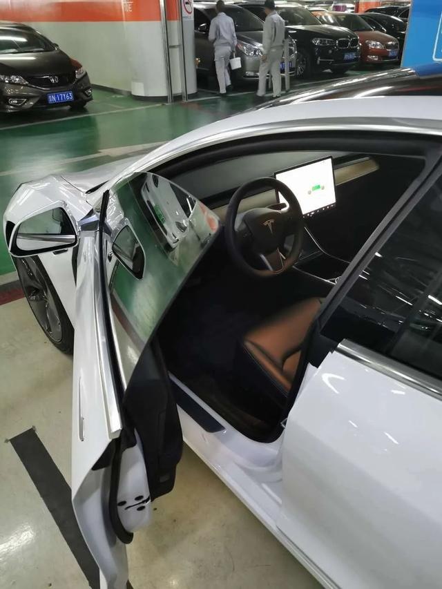 试了 9 款电动车，竟然挣了 1100？| 42Club
