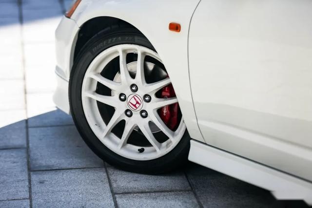 200米内出现3辆本田即为飙车，如果3辆都是红头呢？