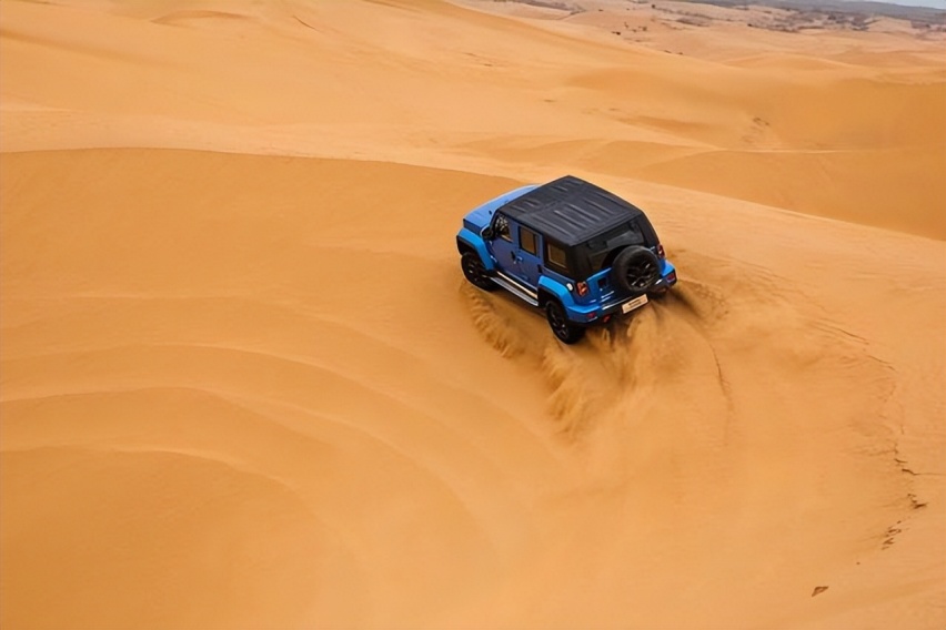 成功登顶必鲁图沙峰 BJ40刀锋英雄柴油版再战奇迹
